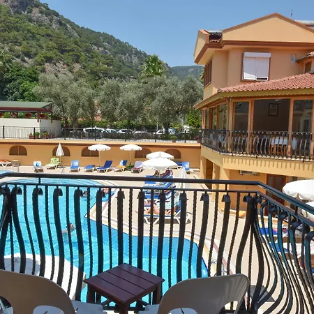 Resort Belcehan 3*