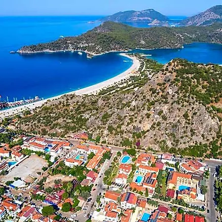 Belcehan Resort 3*